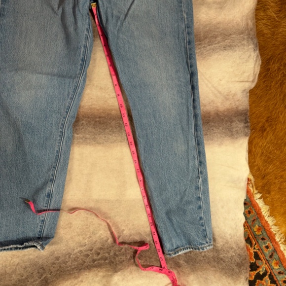 Levi Wedgie Icon Jeans - Picture 9 of 9